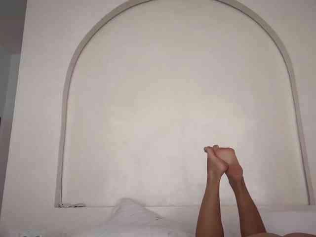 GoddessLaVitaBella webcam