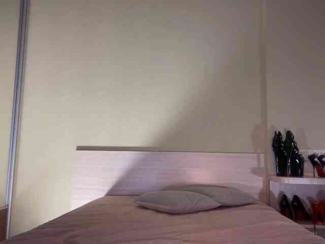 GoddessLaVitaBella webcam