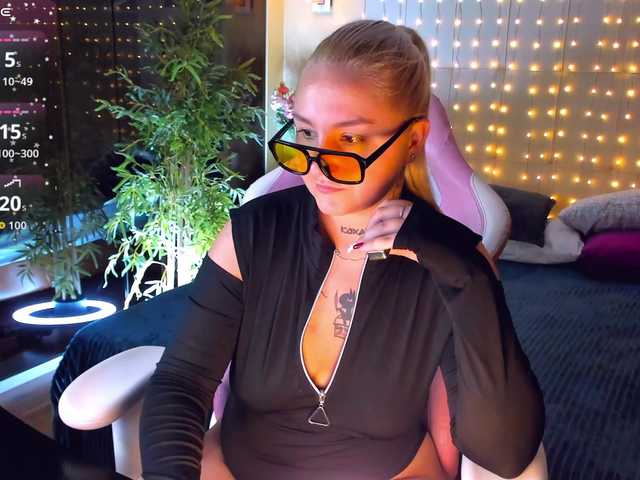 Debbie-Taylor live cam on BongaCams