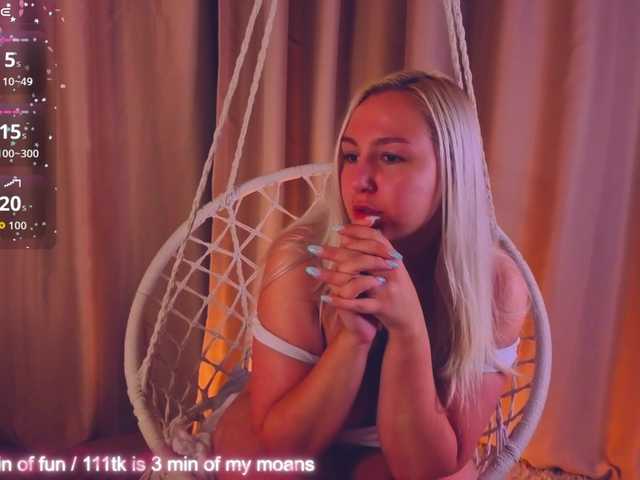 Debbie-Taylor Nude Live Sex Shows
