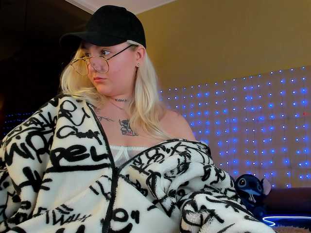 Debbie-Taylor's BongaCams show and profile