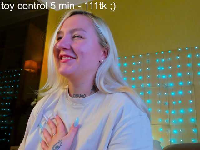 Debbie-Taylor's BongaCams show and profile