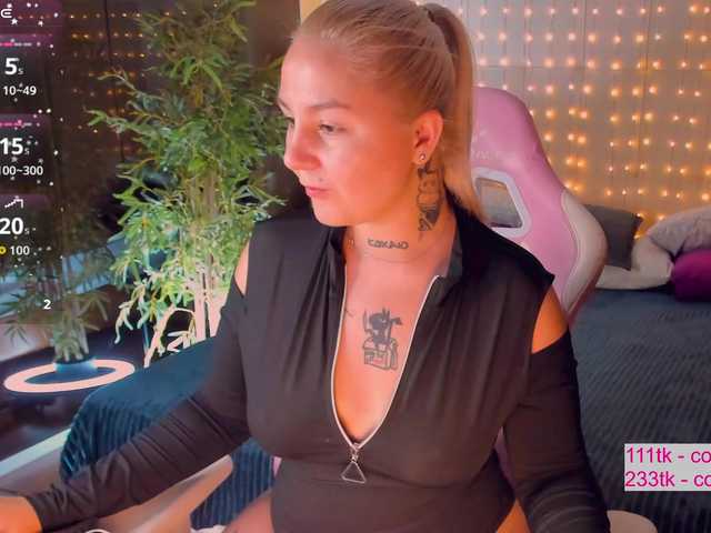 Debbie-Taylor live cam on BongaCams