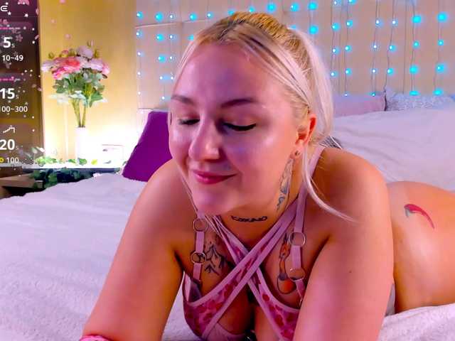 Debbie-Taylor live webcam show