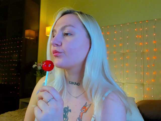 Debbie-Taylor's BongaCams show and profile