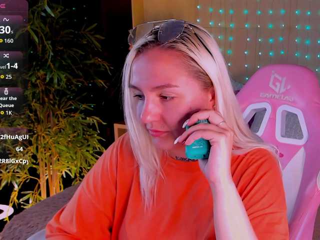 Debbie-Taylor live cam on BongaCams