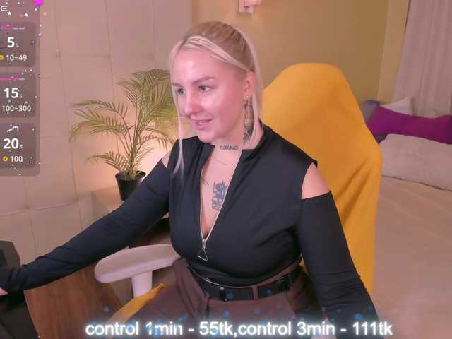 Debbie-Taylor live cam on BongaCams