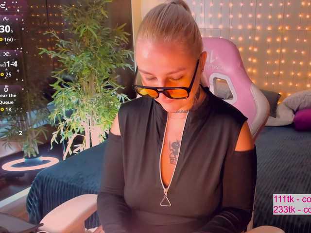 Debbie-Taylor live cam on BongaCams