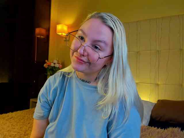 Debbie-Taylor webcam