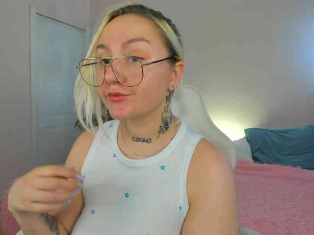 Debbie-Taylor webcam
