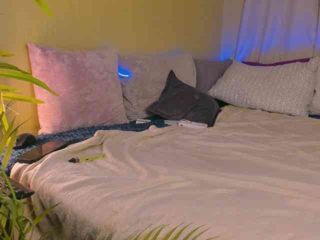 Debbie-Taylor webcam
