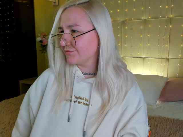 Debbie-Taylor webcam