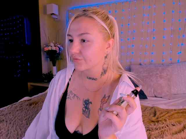Debbie-Taylor webcam
