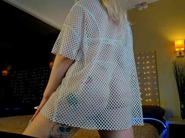 Debbie-Taylor webcam