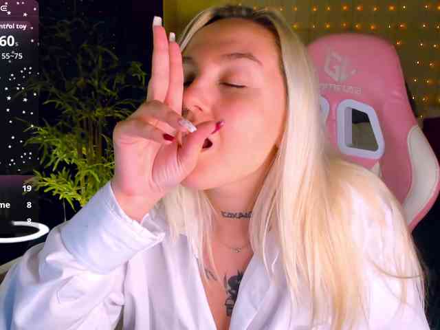 Debbie-Taylor webcam