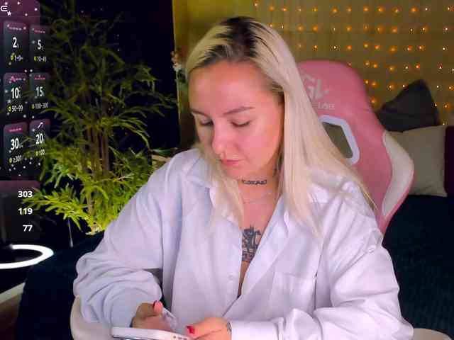Debbie-Taylor webcam