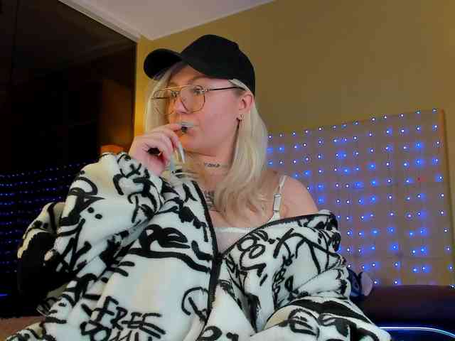 Debbie-Taylor webcam