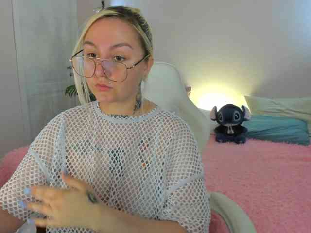 Debbie-Taylor webcam