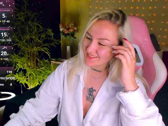 Debbie-Taylor webcam