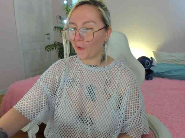 Debbie-Taylor webcam