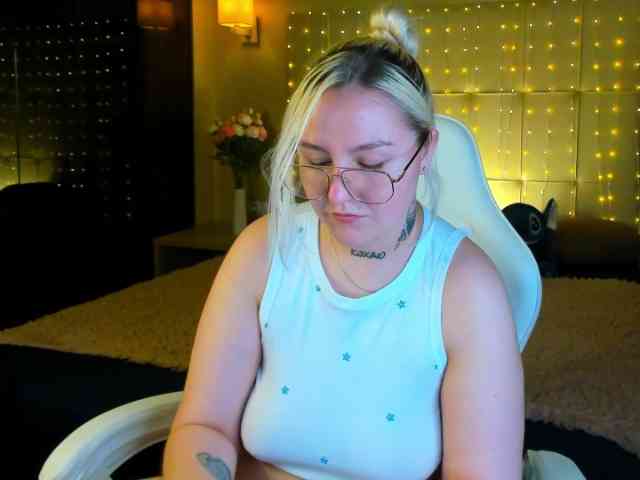 Debbie-Taylor webcam