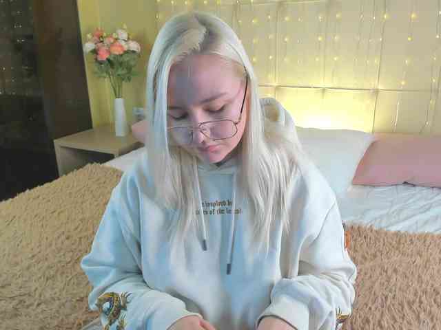 Debbie-Taylor webcam