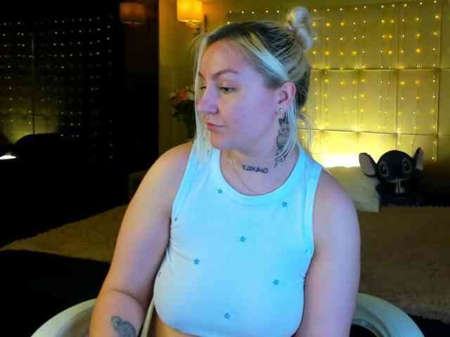 Debbie-Taylor webcam