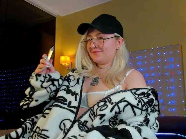 Debbie-Taylor webcam