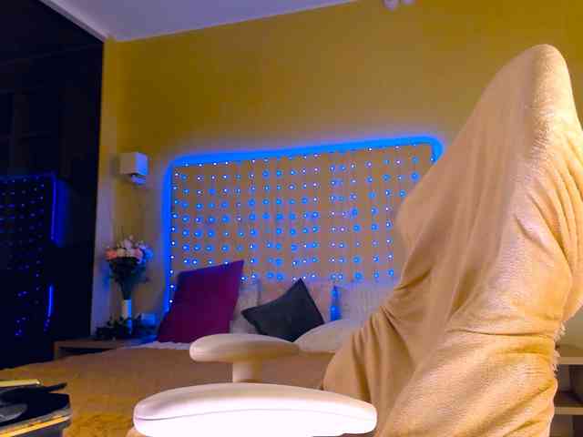 Debbie-Taylor webcam