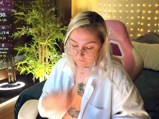 Debbie-Taylor webcam