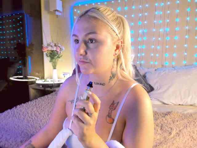Debbie-Taylor webcam