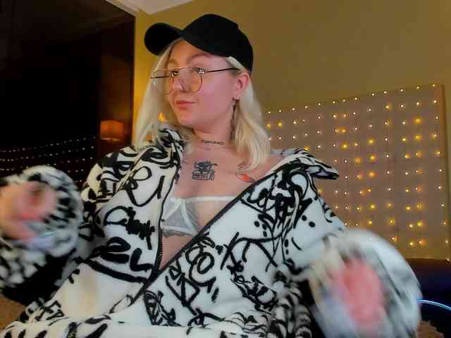 Debbie-Taylor webcam