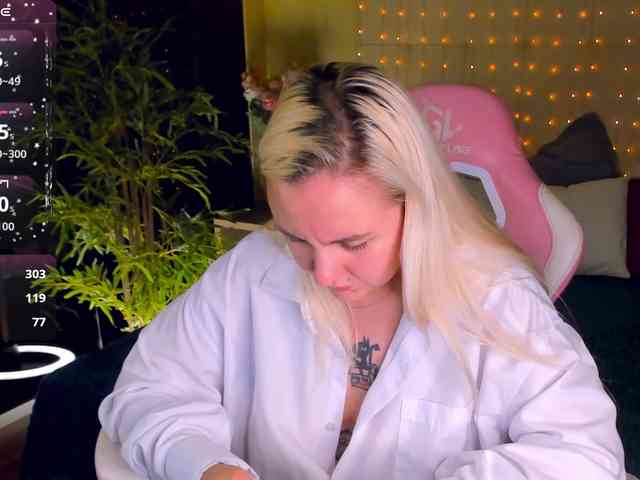 Debbie-Taylor webcam