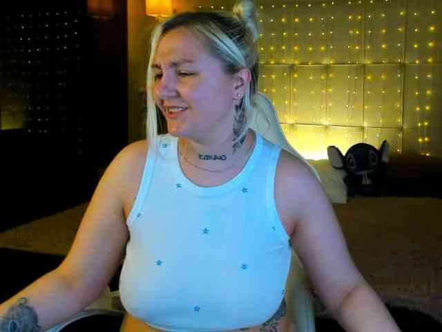 Debbie-Taylor webcam
