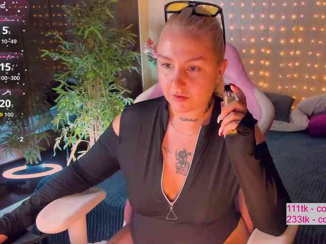 Debbie-Taylor webcam