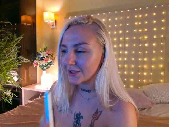 Debbie-Taylor webcam