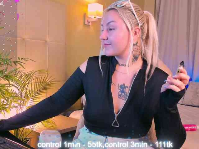 Debbie-Taylor webcam
