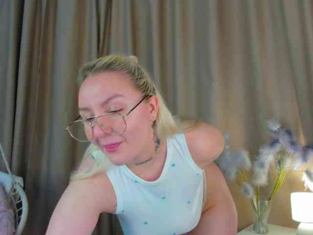 Debbie-Taylor webcam