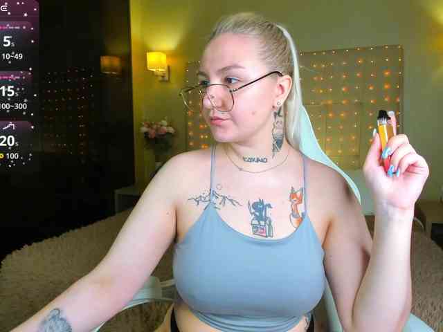 Debbie-Taylor webcam