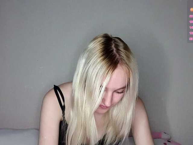 MisaMew live cam on BongaCams
