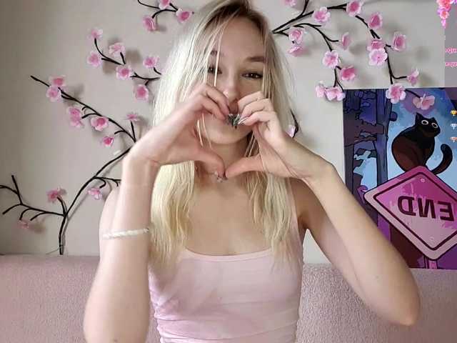 MisaMew live cam on BongaCams