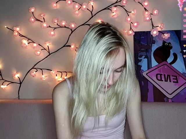MisaMew live cam on BongaCams