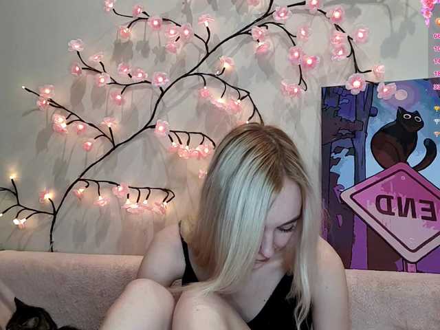 MisaMew live cam on BongaCams