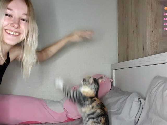 MisaMew live cam on BongaCams