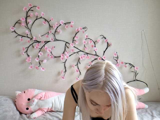 MisaMew's BongaCams show and profile