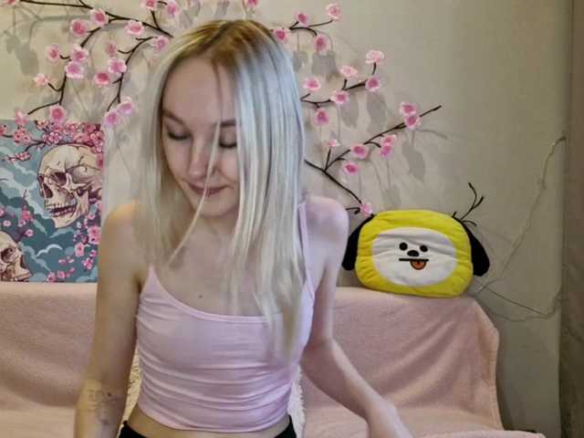 MisaMew live cam on BongaCams