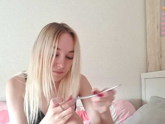 MisaMew live cam on BongaCams