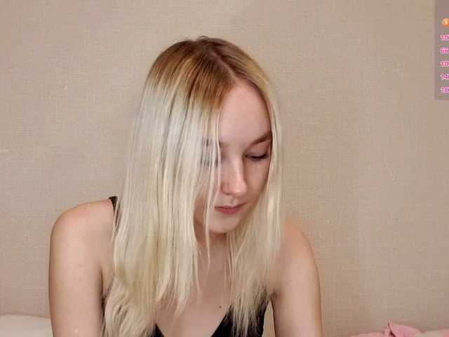 MisaMew live cam on BongaCams