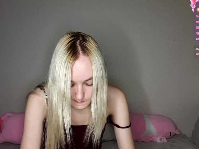 MisaMew live cam on BongaCams
