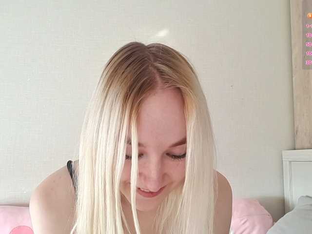 MisaMew live cam on BongaCams